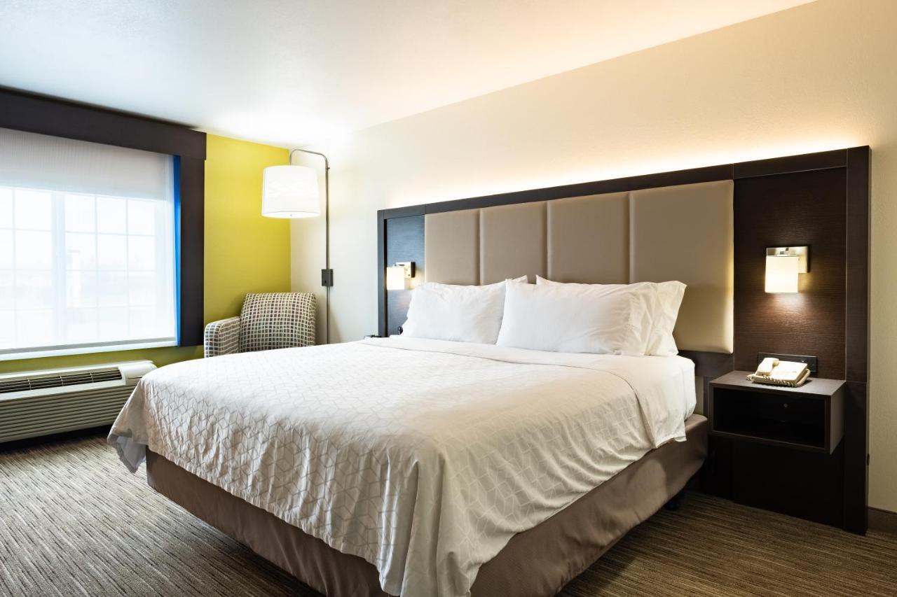 Holiday Inn Express Hotel & Suites Evanston By Ihg Exteriör bild