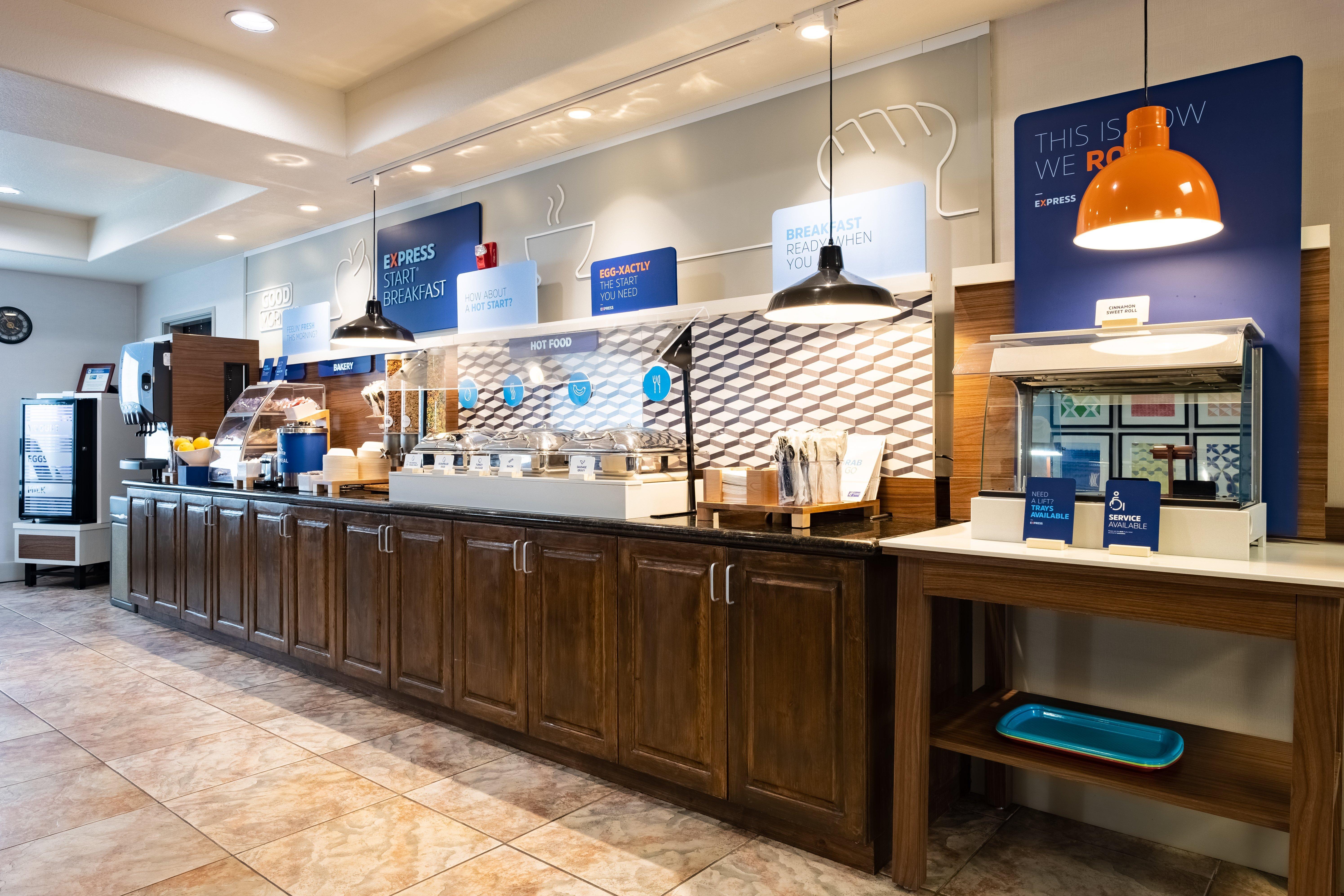 Holiday Inn Express Hotel & Suites Evanston By Ihg Exteriör bild
