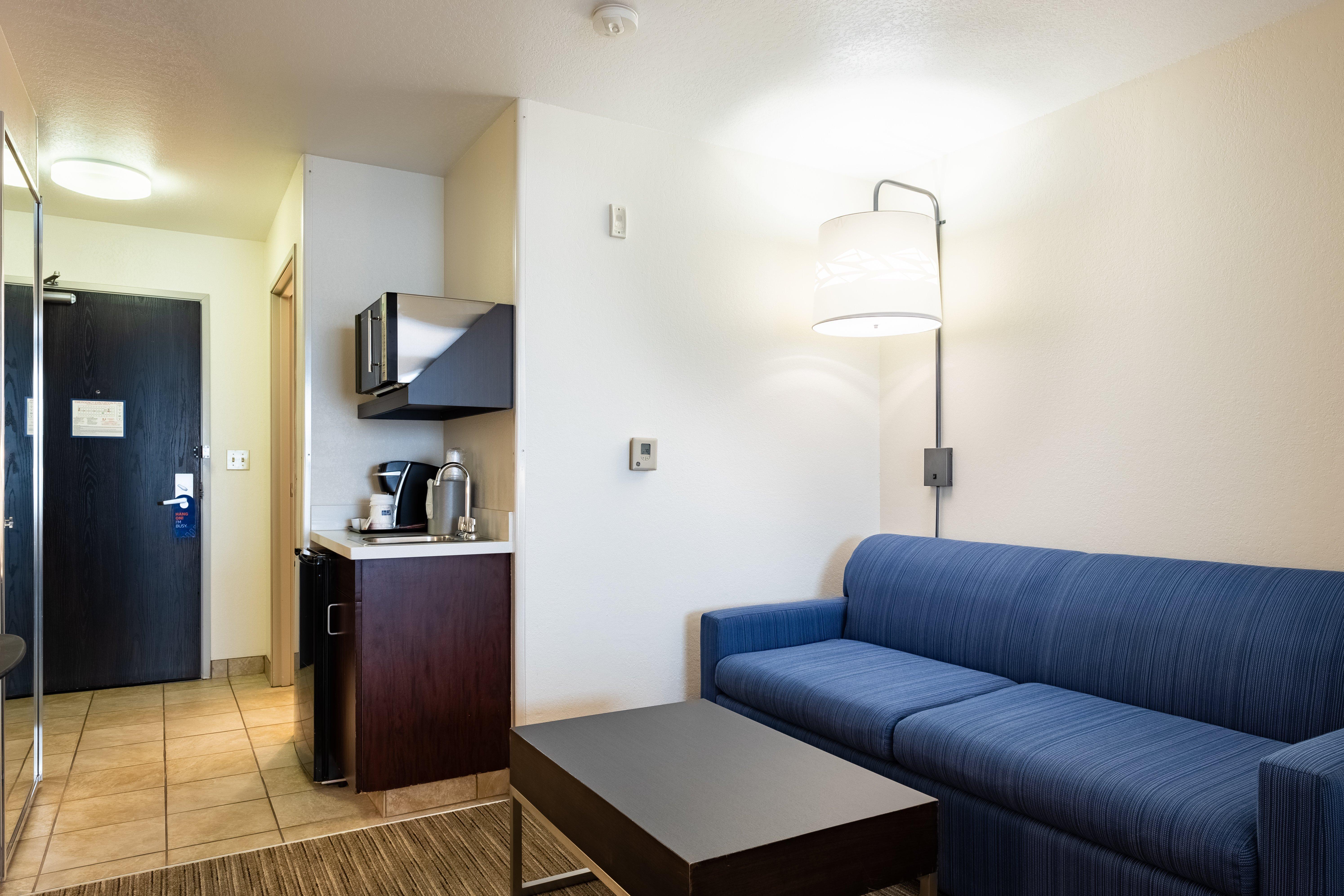 Holiday Inn Express Hotel & Suites Evanston By Ihg Exteriör bild