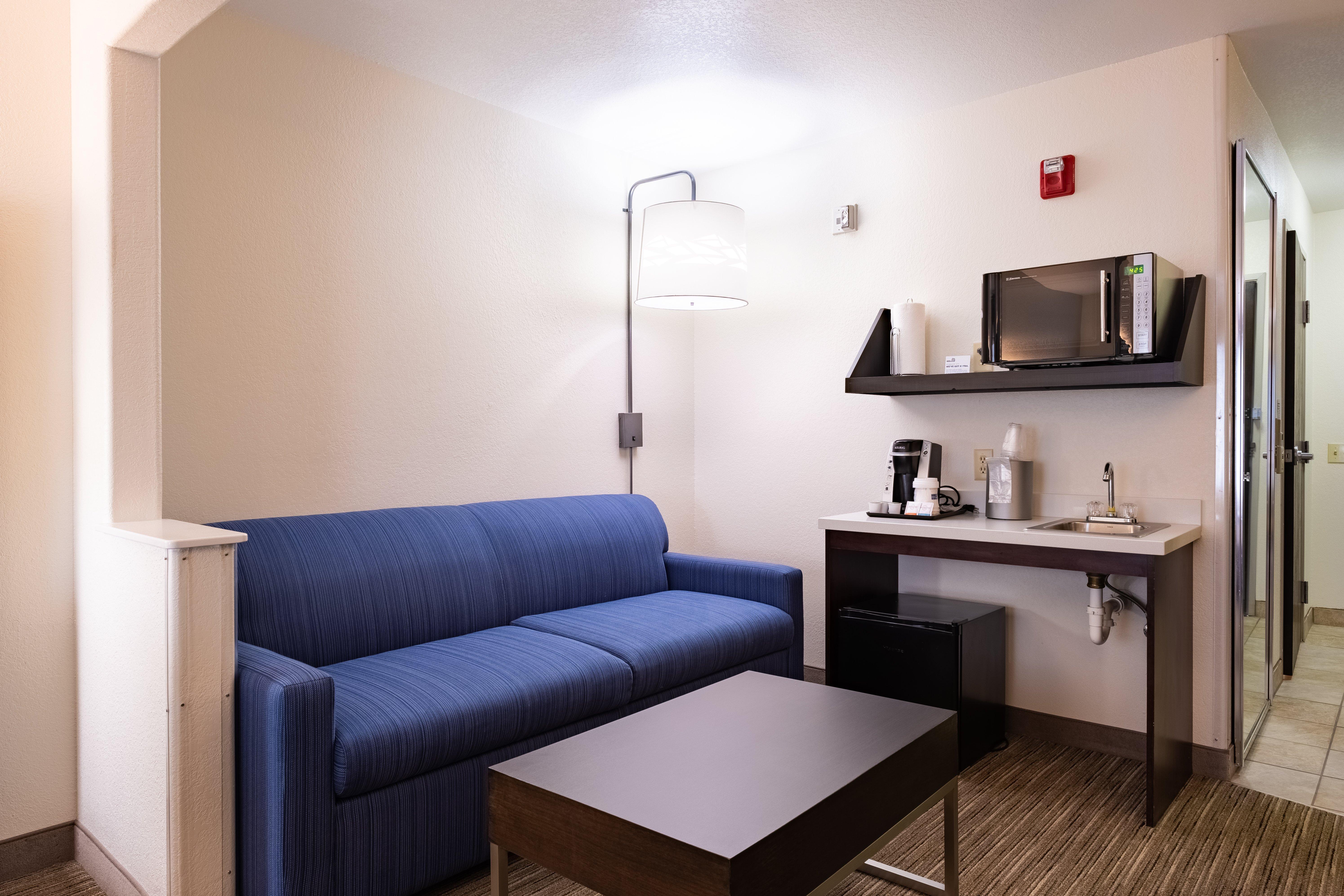 Holiday Inn Express Hotel & Suites Evanston By Ihg Exteriör bild